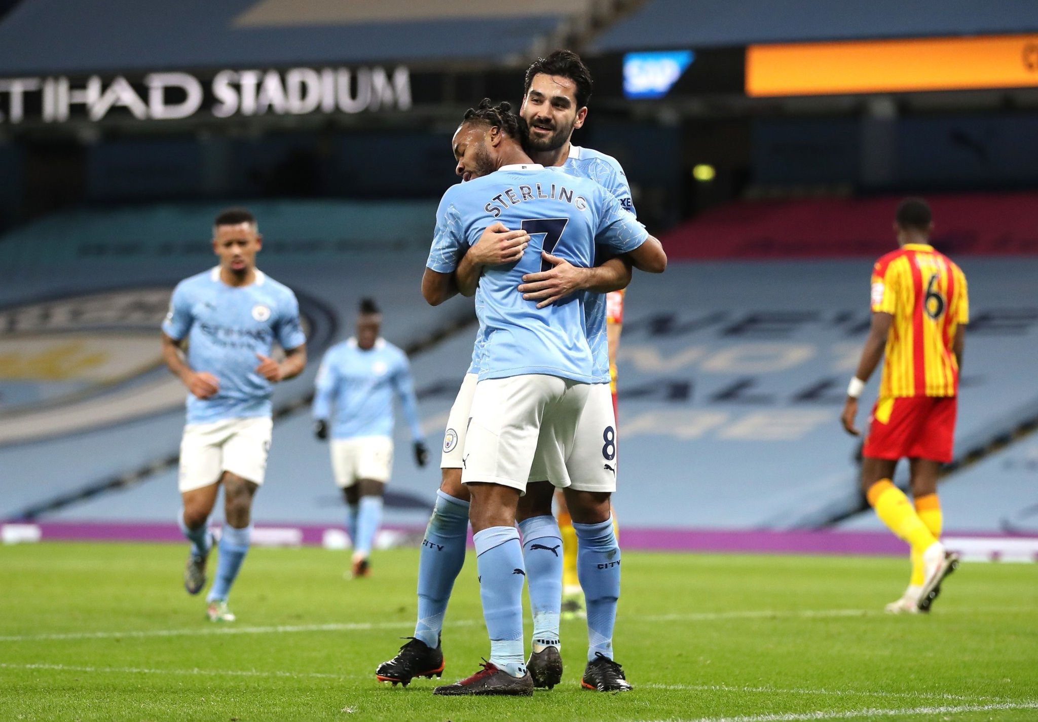 他的拦截能 他的拦截能